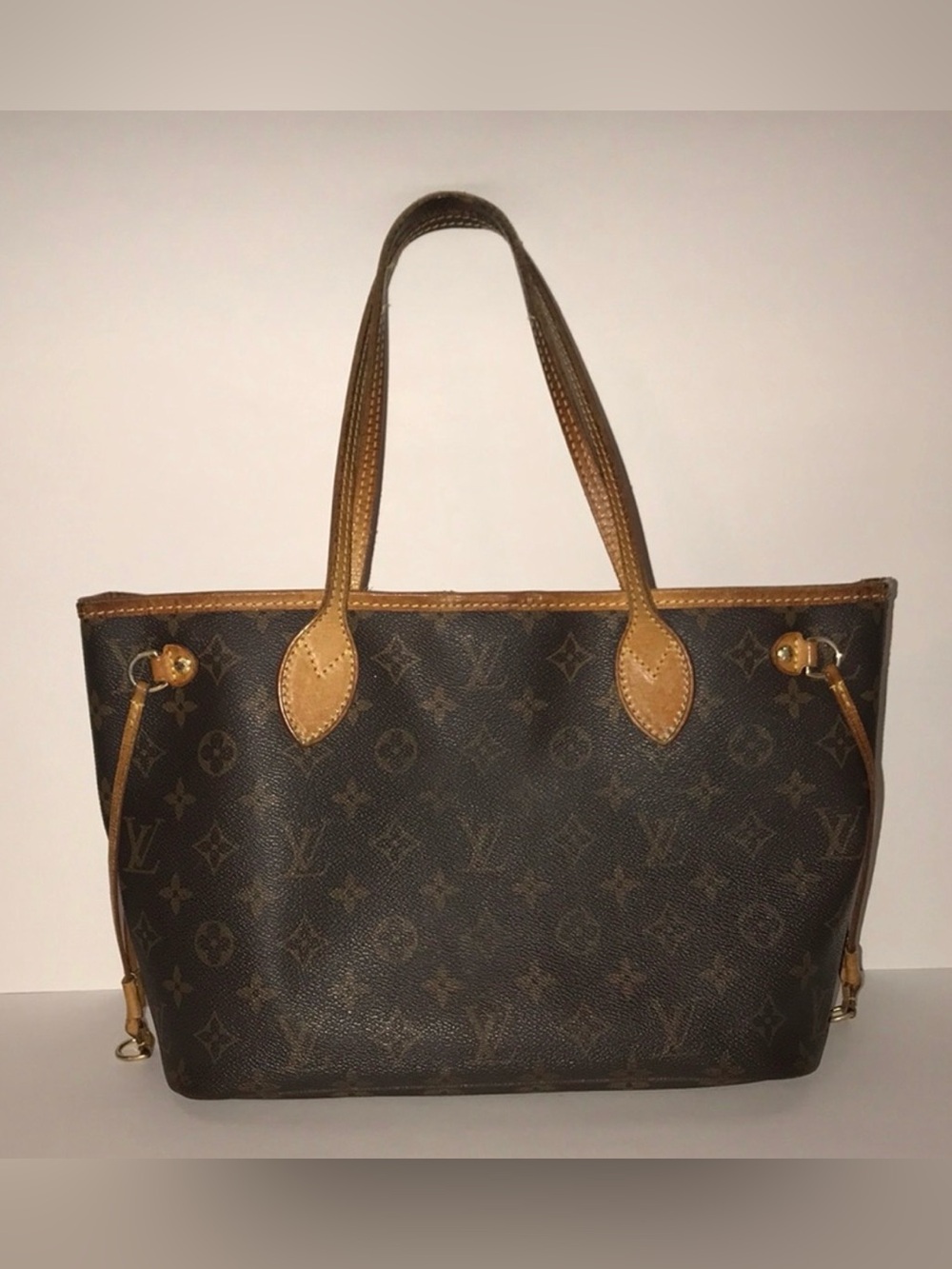 Authentic Louis Vuitton Neverfull PM